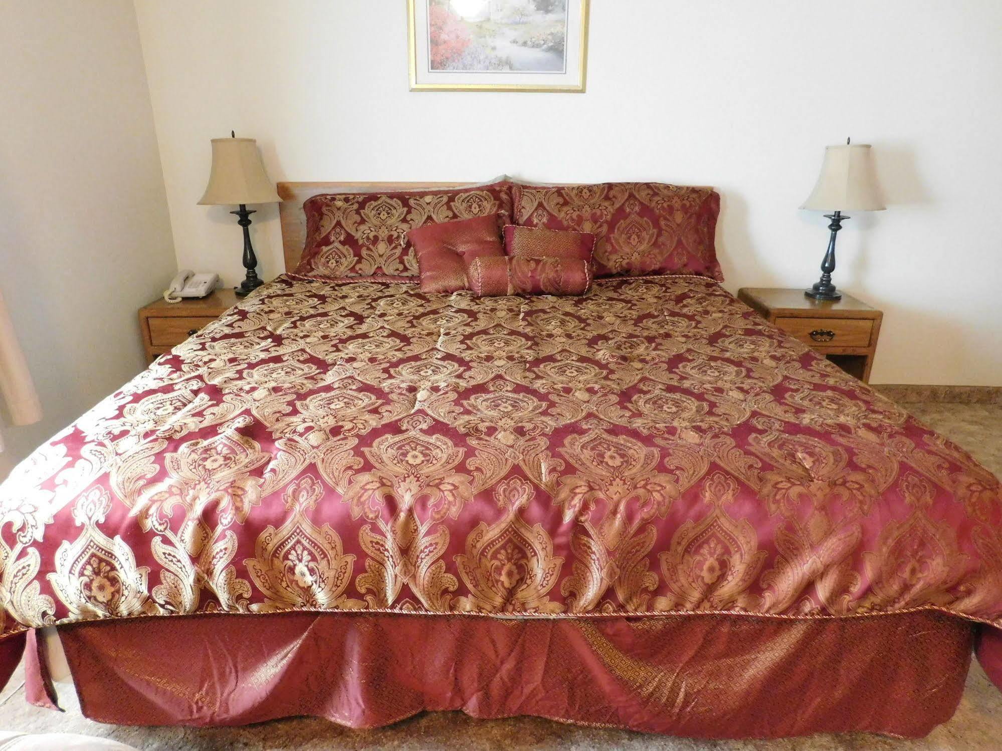 Homestead Inn Wolf Point Bagian luar foto