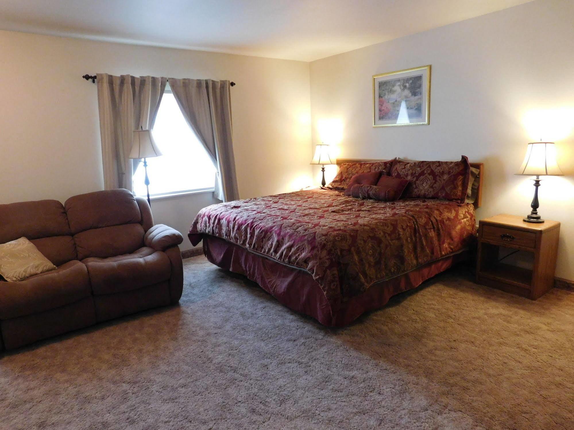 Homestead Inn Wolf Point Bagian luar foto